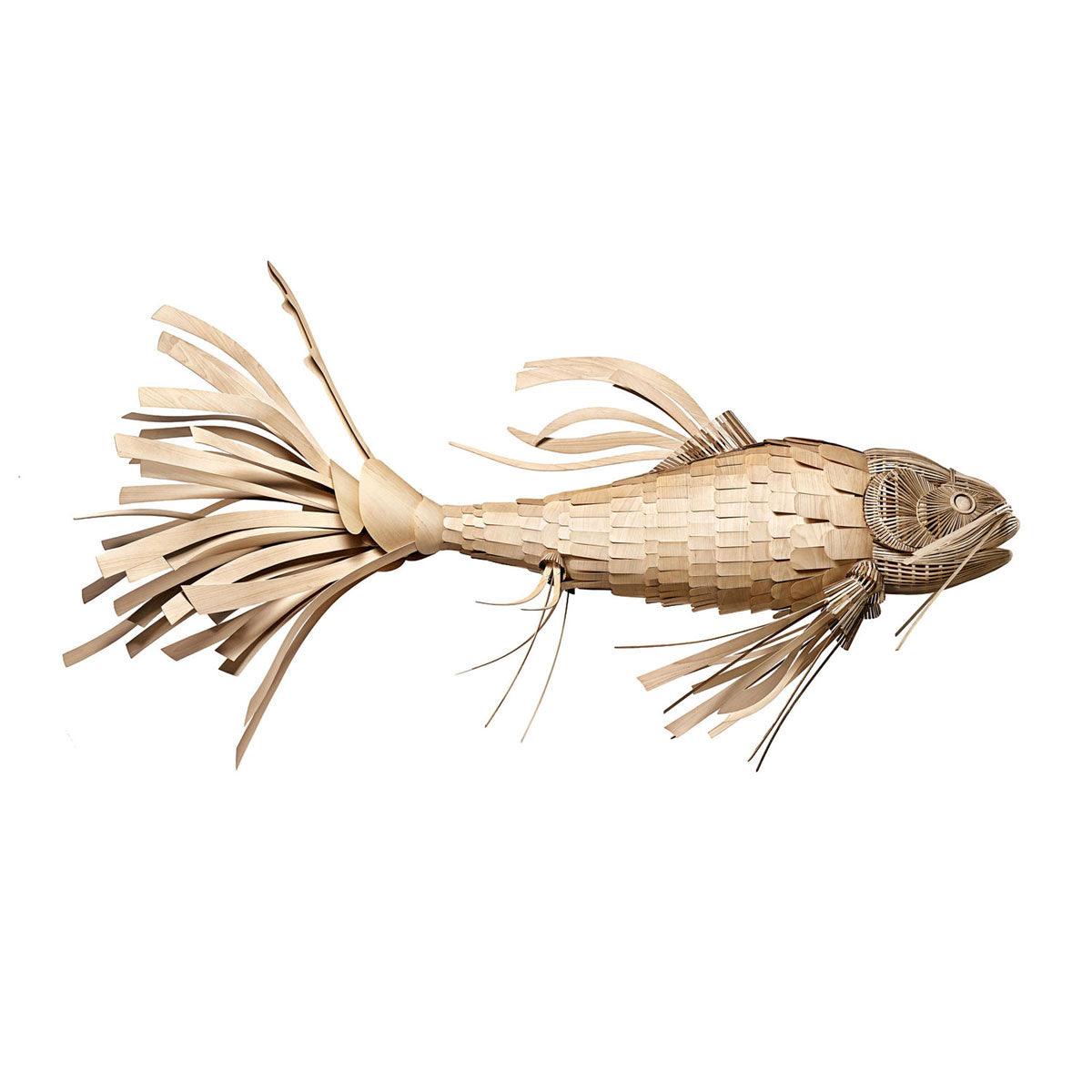 KOI Kronleuchter aus Holz in Form eines Fischs, handgefertigt