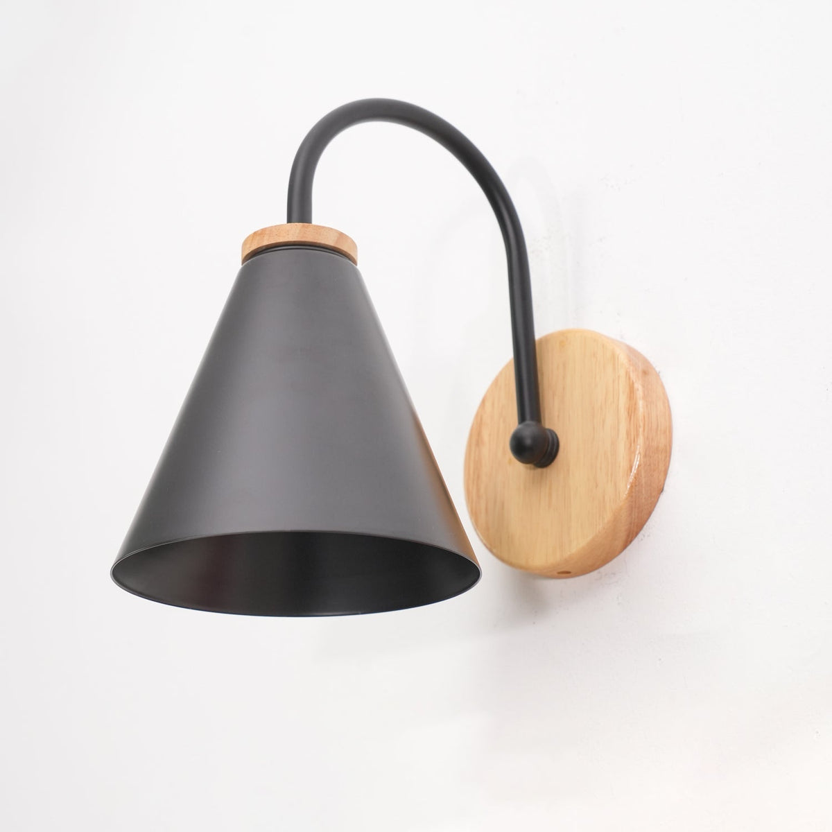 Rinorielle Einzigartige klassische Holz-Wandleuchte