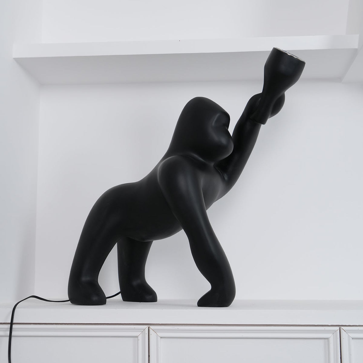 Zasolil Kunstharz Gorilla Stehleuchte