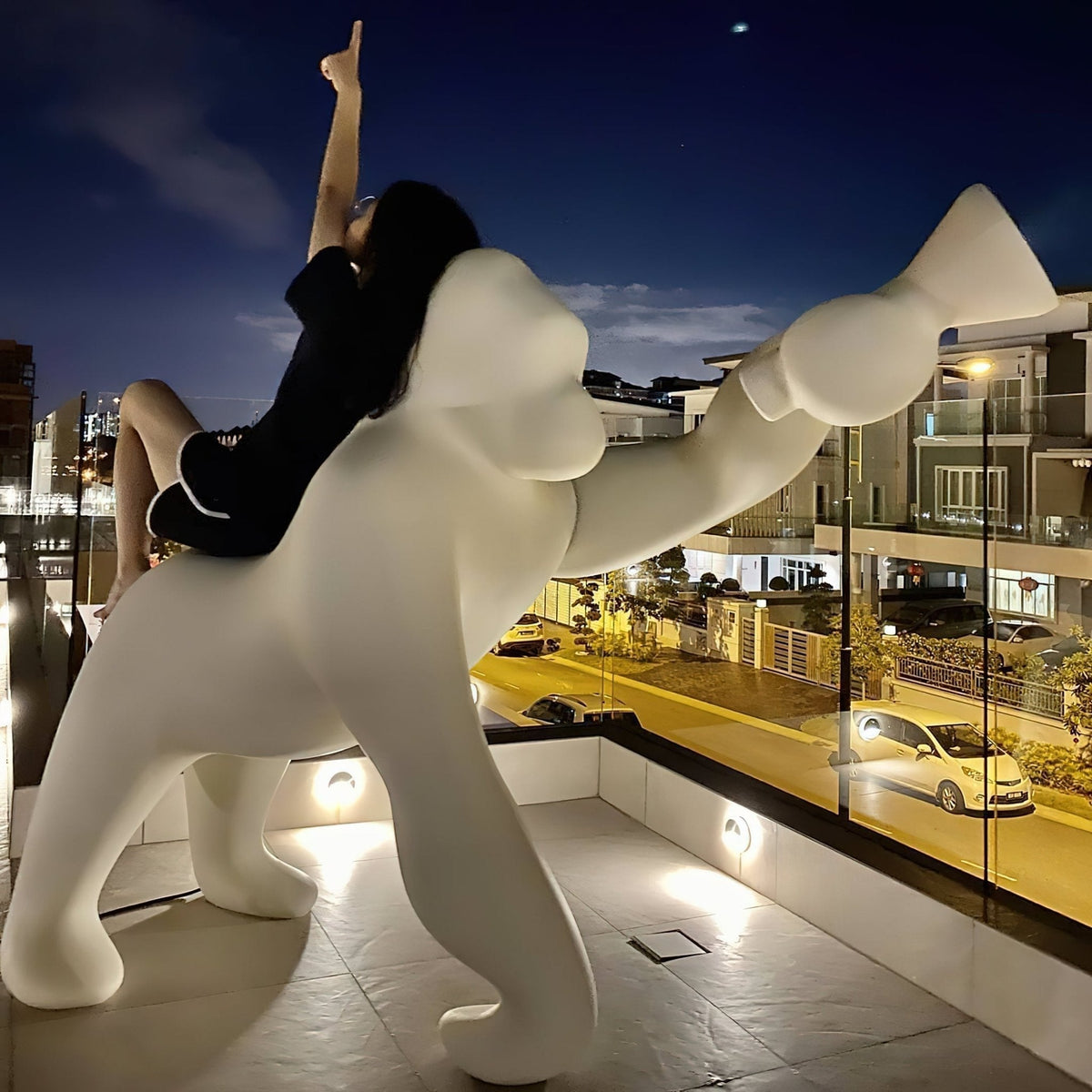 Zasolil Kunstharz Gorilla Stehleuchte