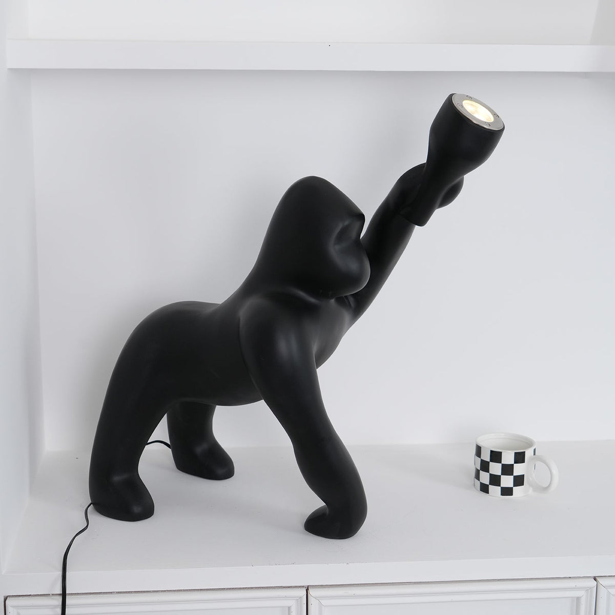 Gorilla Stehleuchte