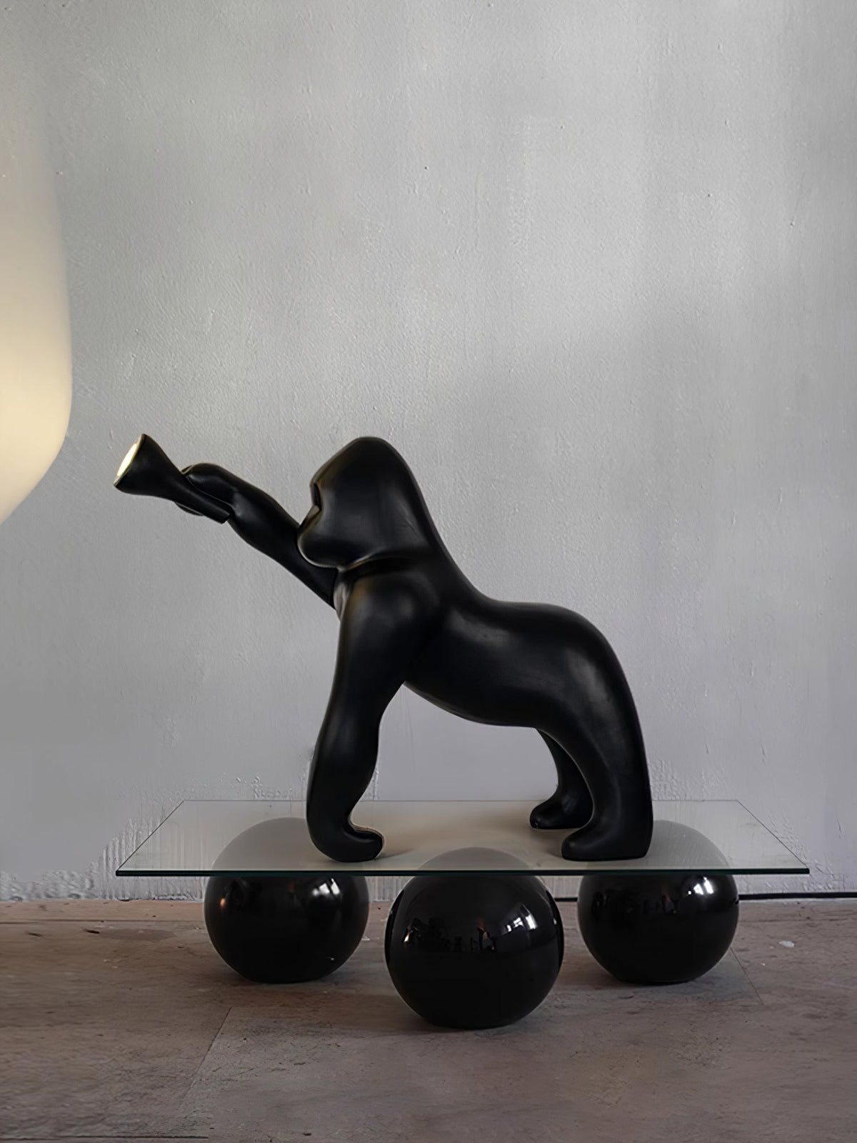 Zasolil Kunstharz Gorilla Stehleuchte