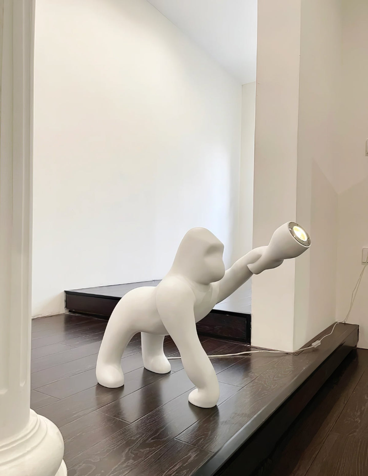 Zasolil Kunstharz Gorilla Stehleuchte