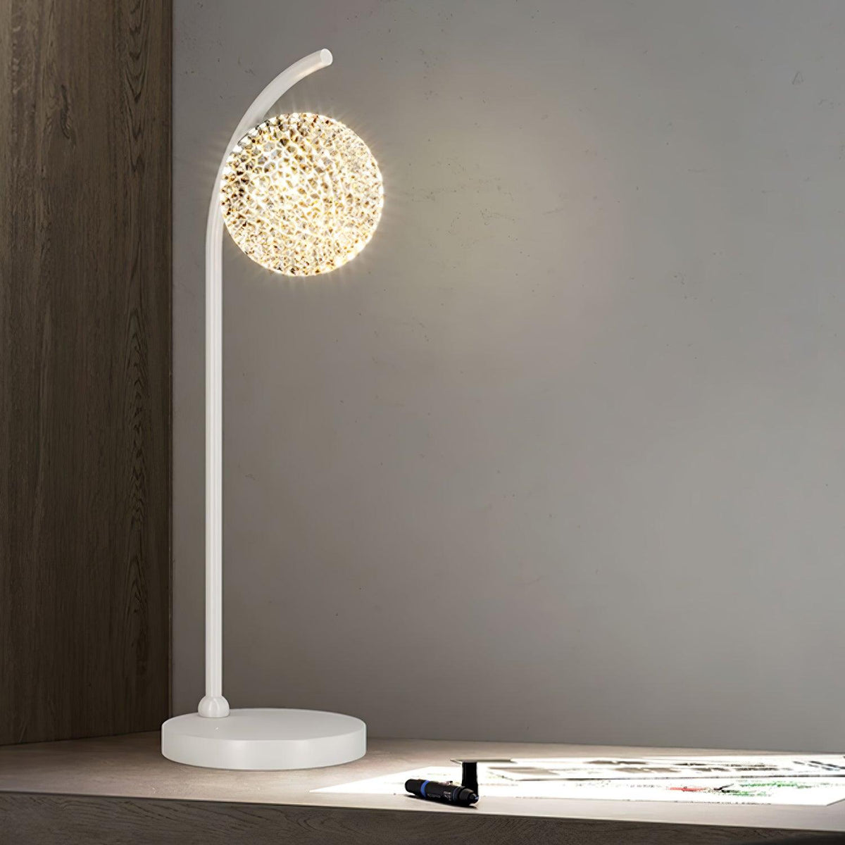 Violet zeitgenössische Tischlampe