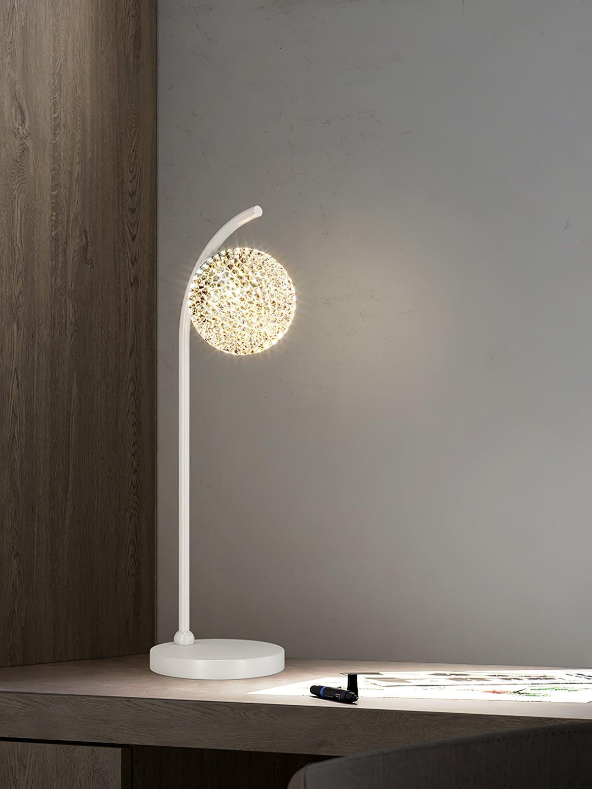 Violet zeitgenössische Tischlampe