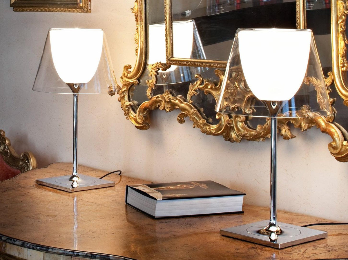 Bravon Kunststoff-Tischlampe