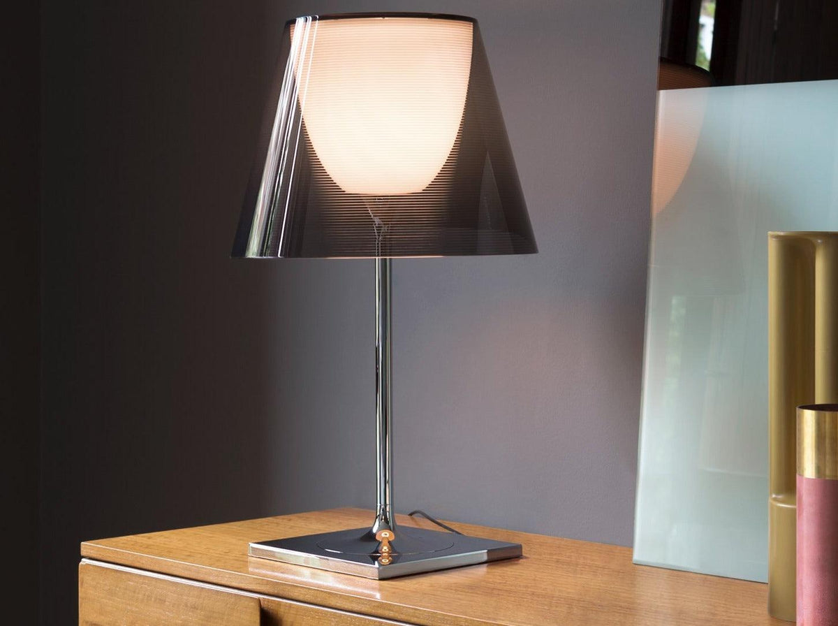 Bravon Kunststoff-Tischlampe