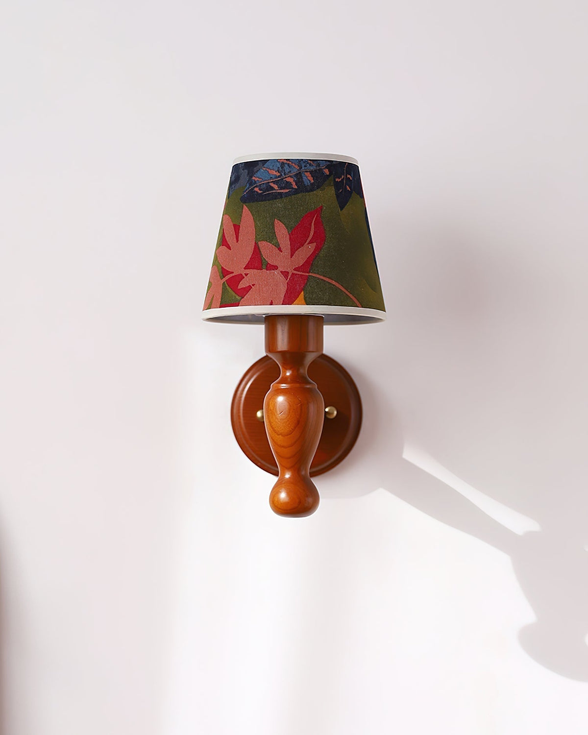 Orbel Mapleleaf Wandleuchte aus Holz