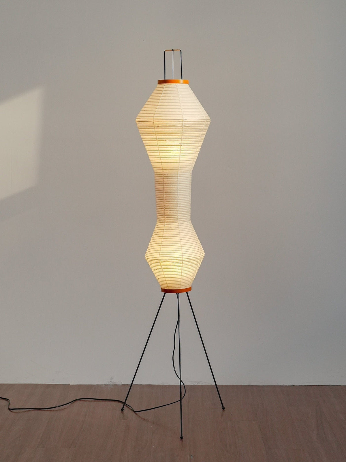 Hourglass Stehleuchte
