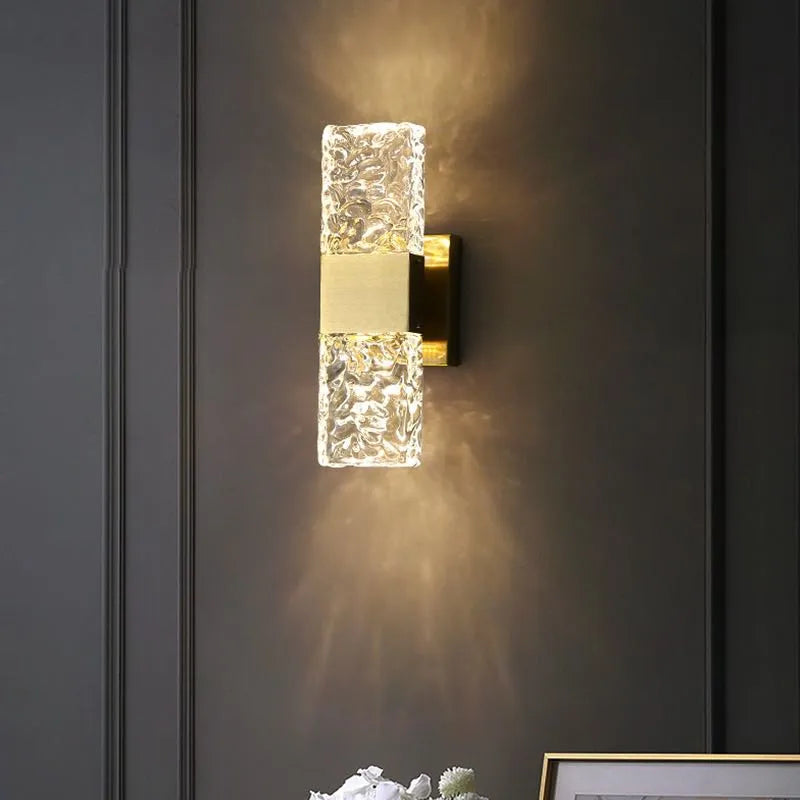 Kristy Moderne Rechteckige Wandleuchte aus Metall, Gold