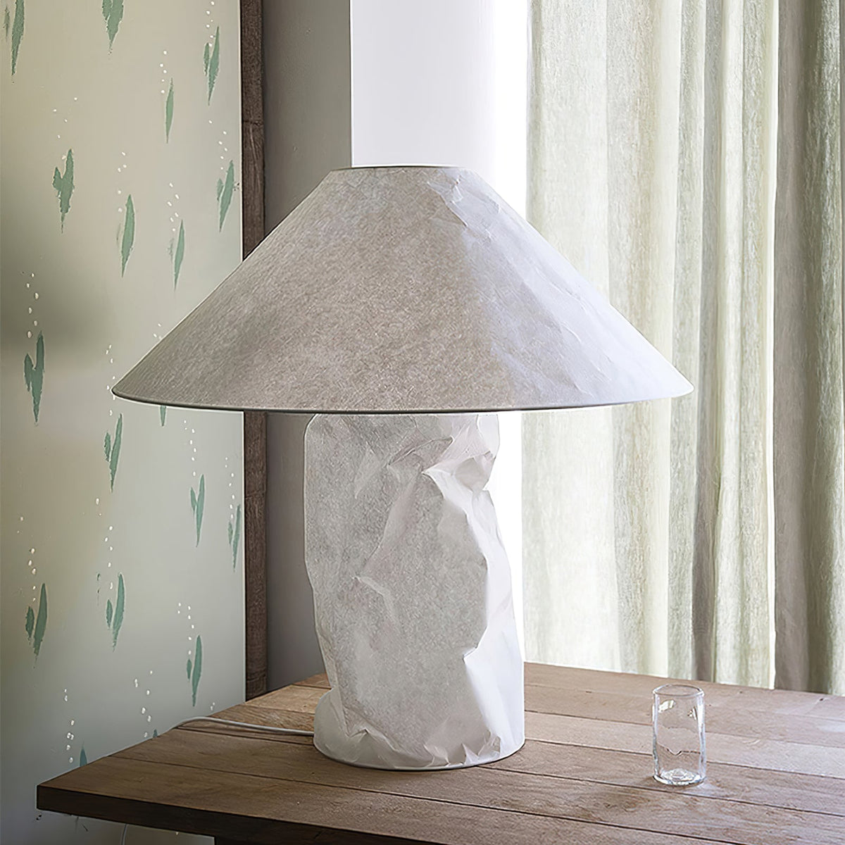 Lalemu Tischlampe aus Papier im künstlerischen Stil