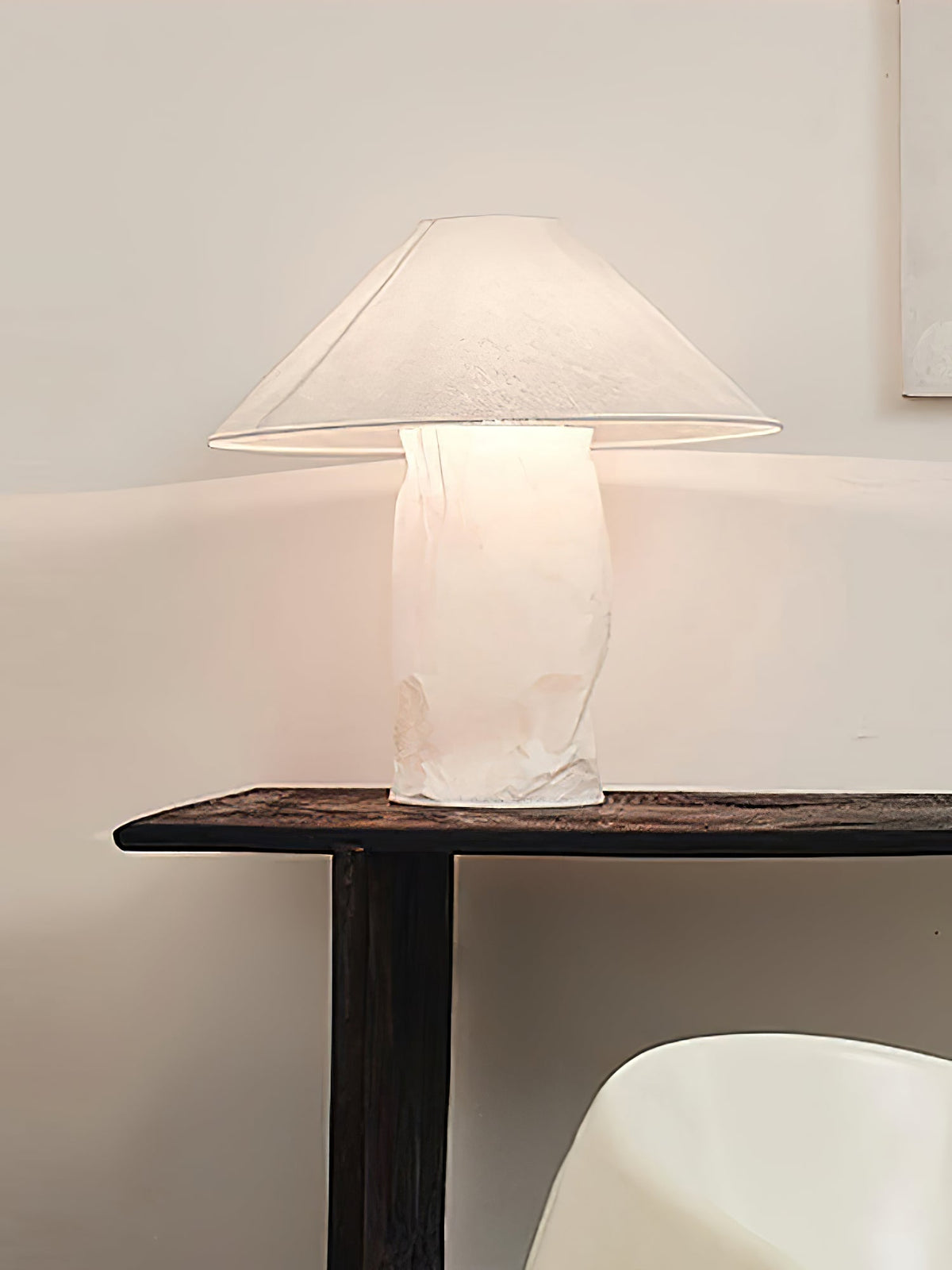 Lalemu Tischlampe aus Papier im künstlerischen Stil