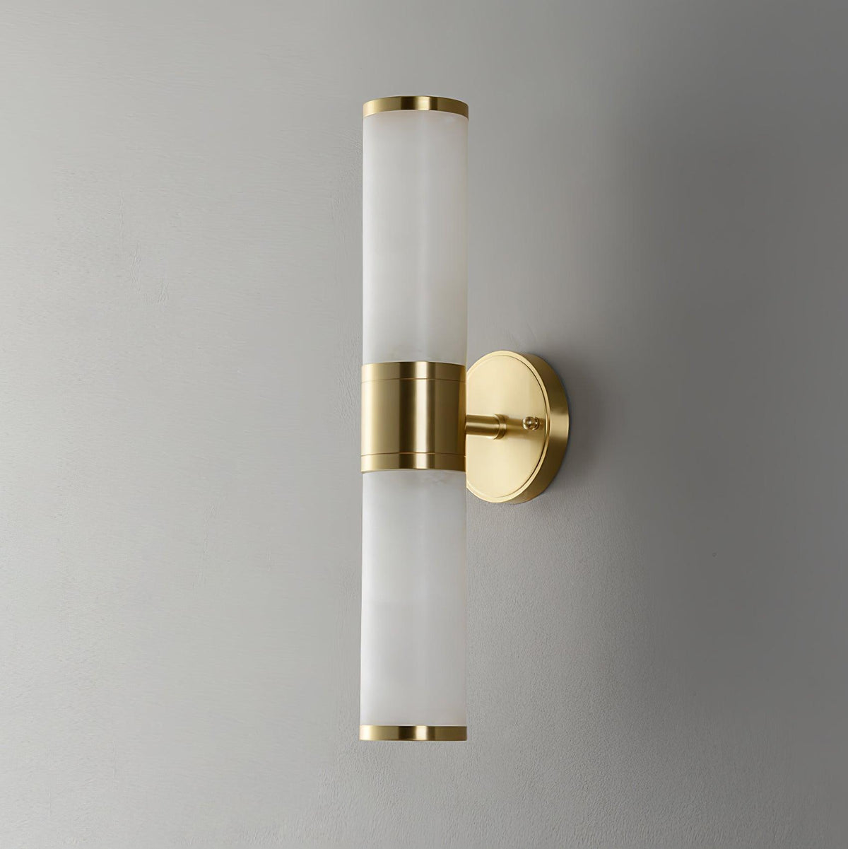 Tira Minimalistische Wandleuchte aus Alabaster
