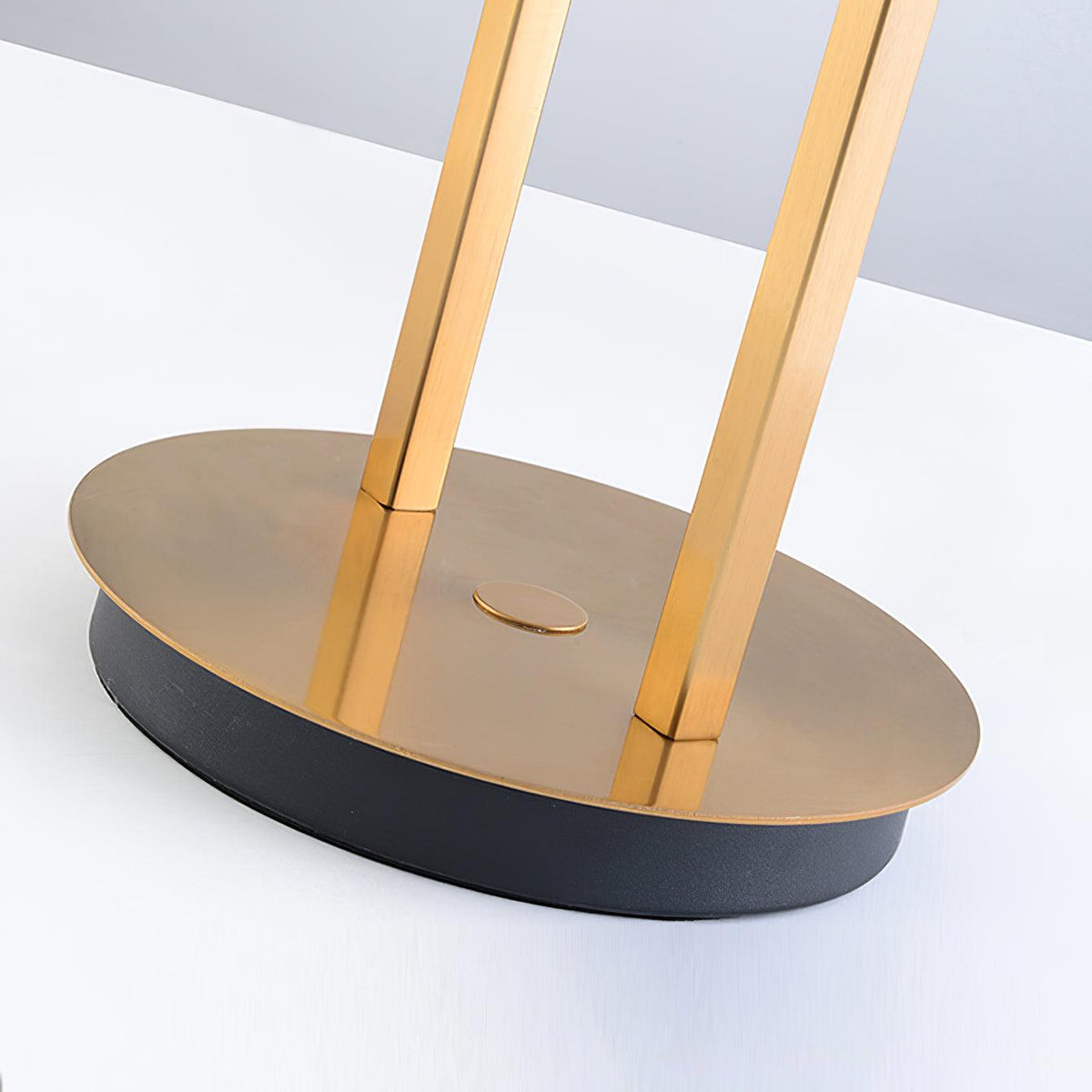Teriinira Tischlampe aus Metall