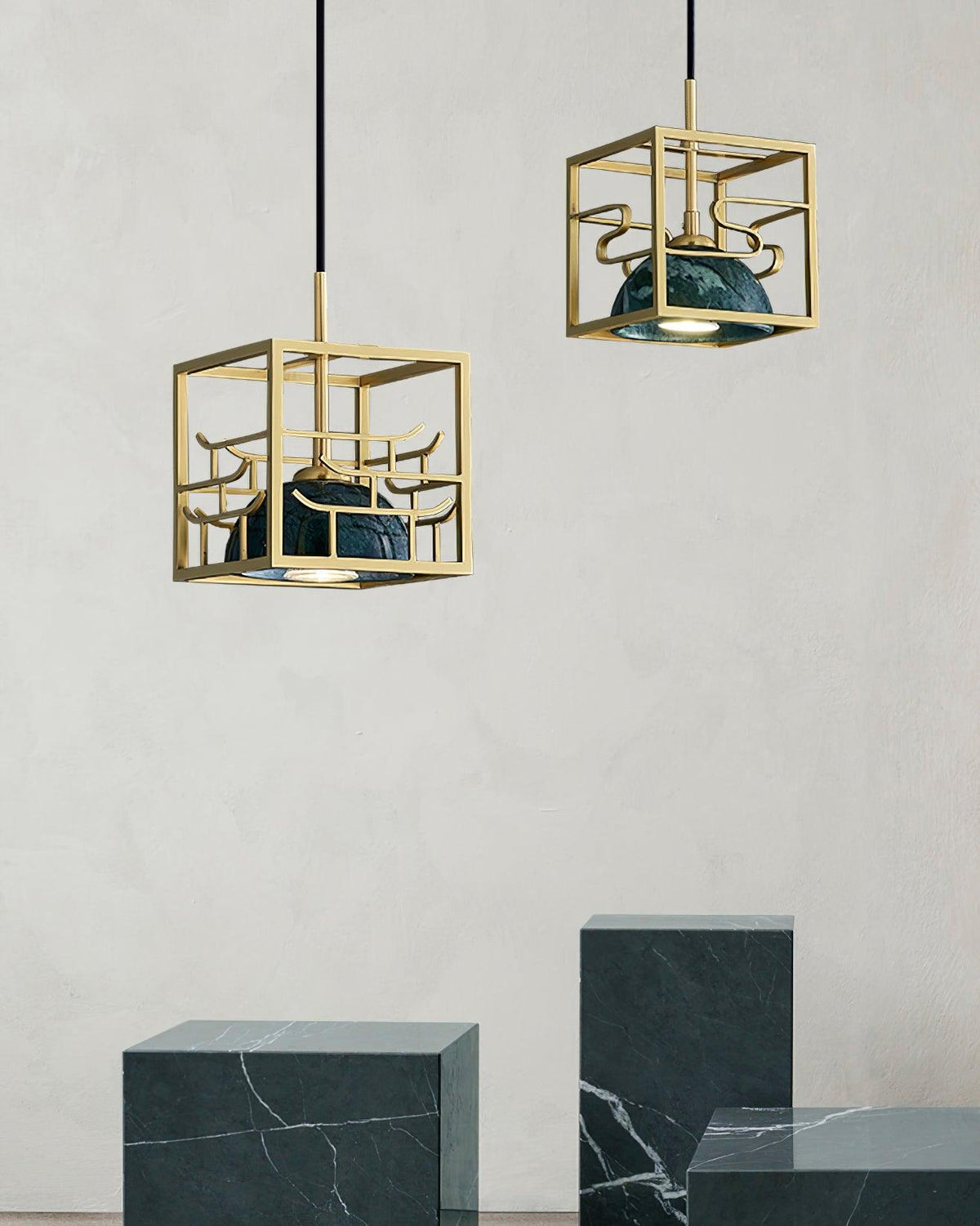 Cubo moderne Pendelleuchte aus Messing
