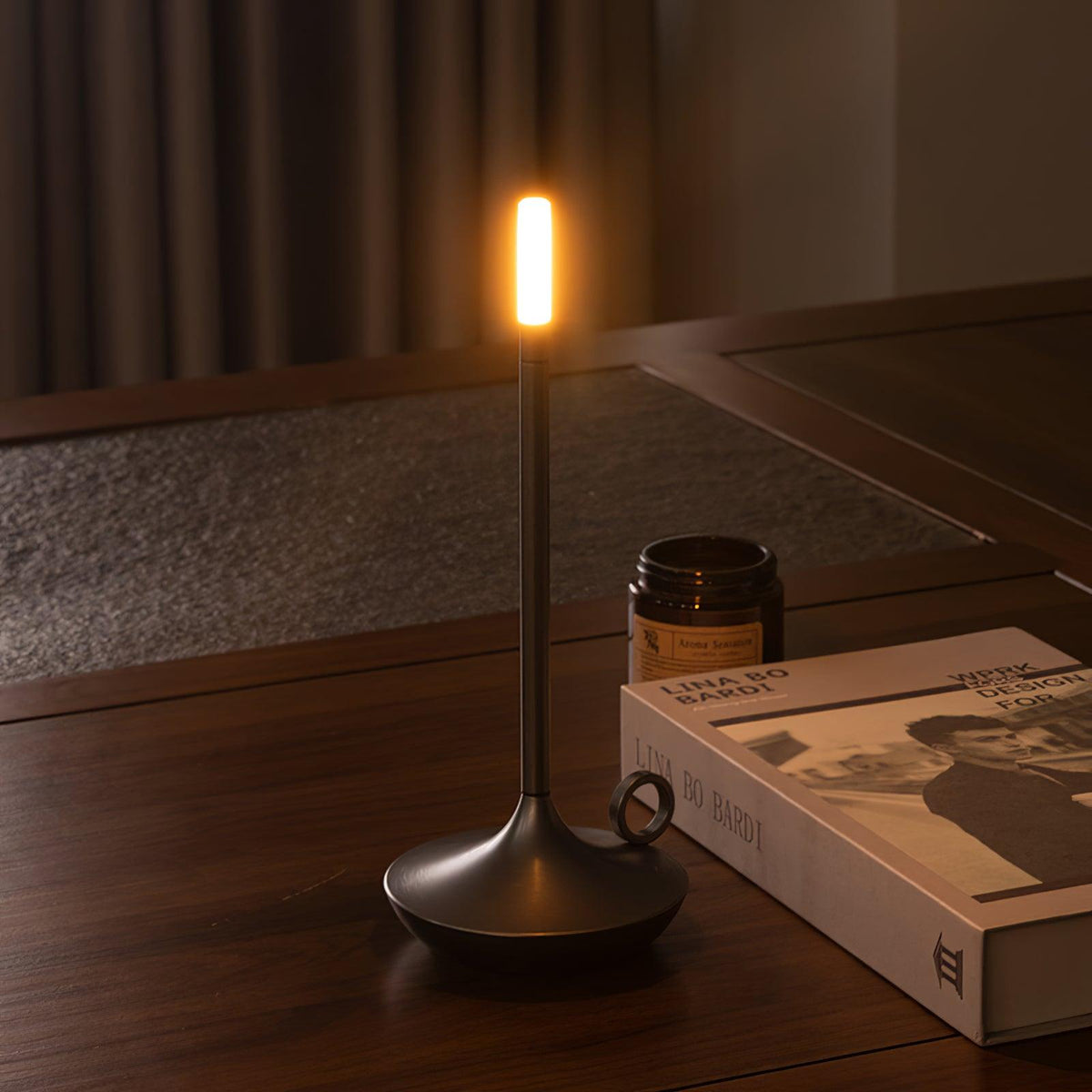Latin Tischlampe