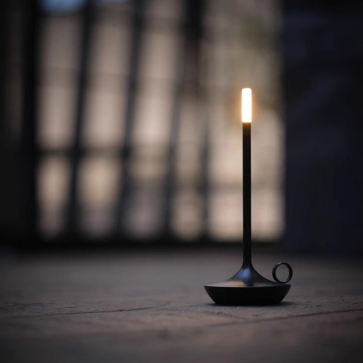 Latin Tischlampe