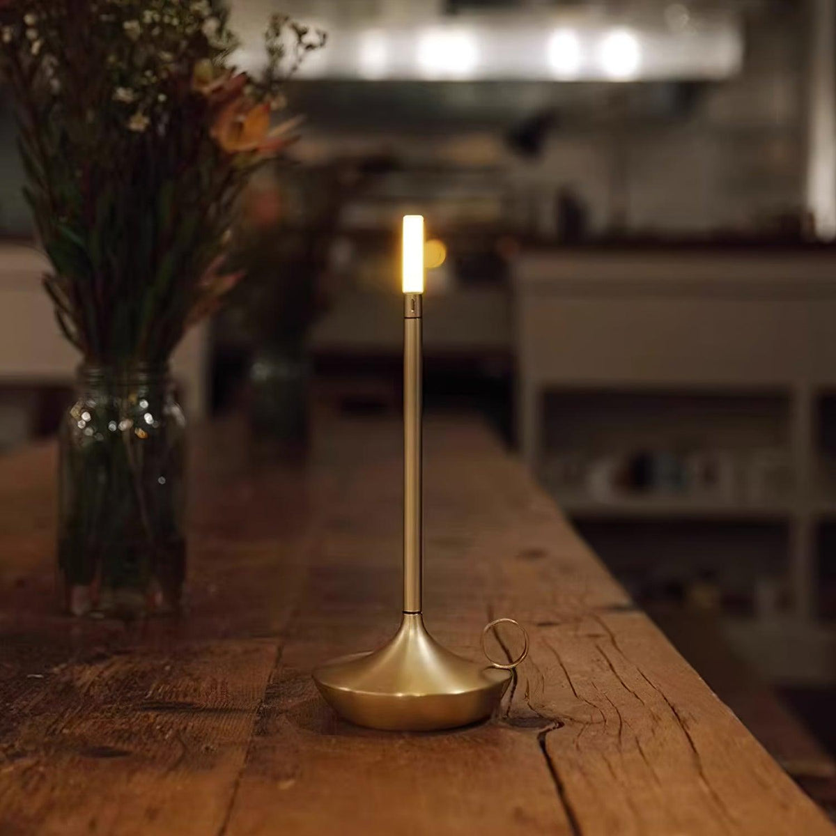 Latin Tischlampe