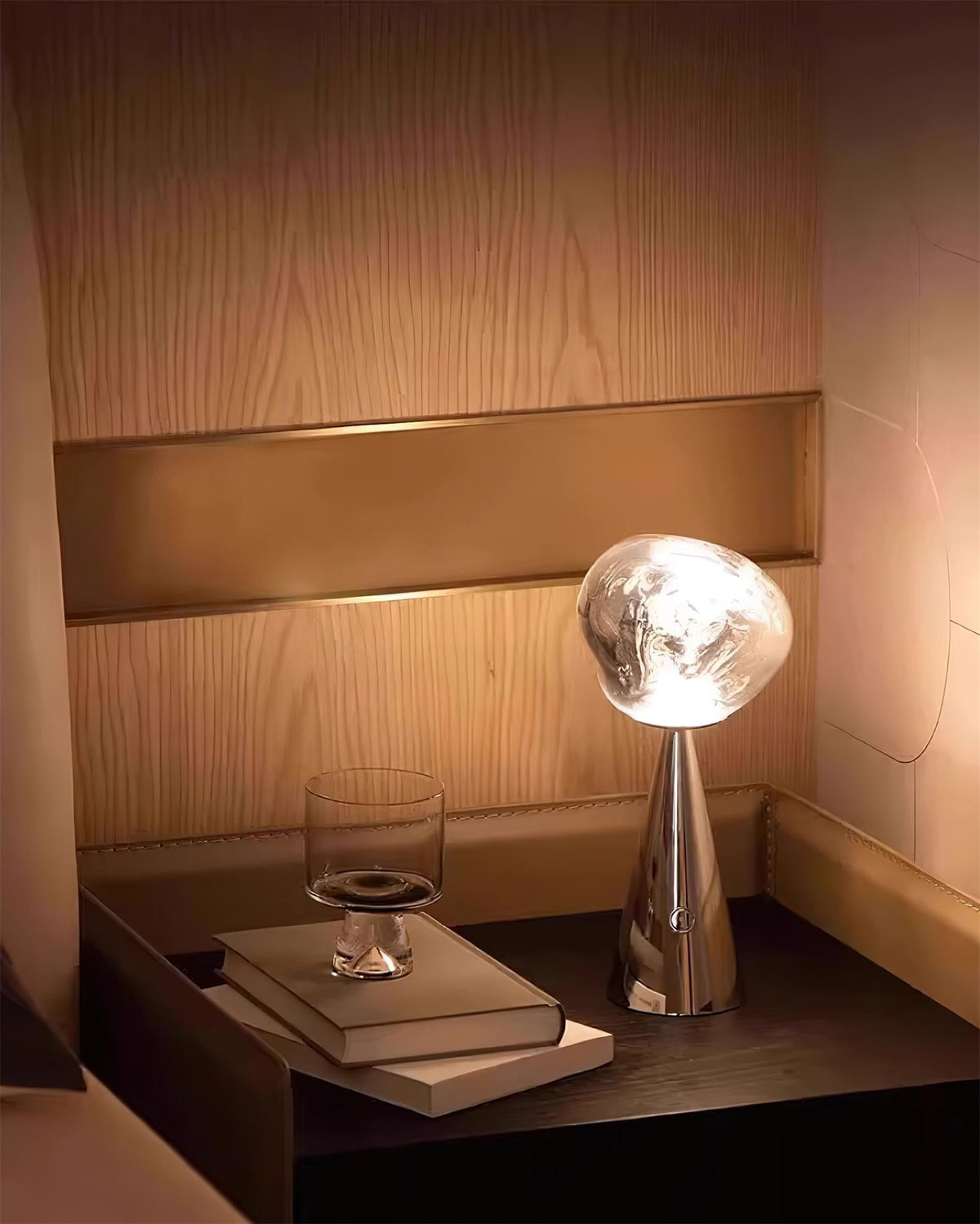 Dimza Tischlampe im modernen Stil