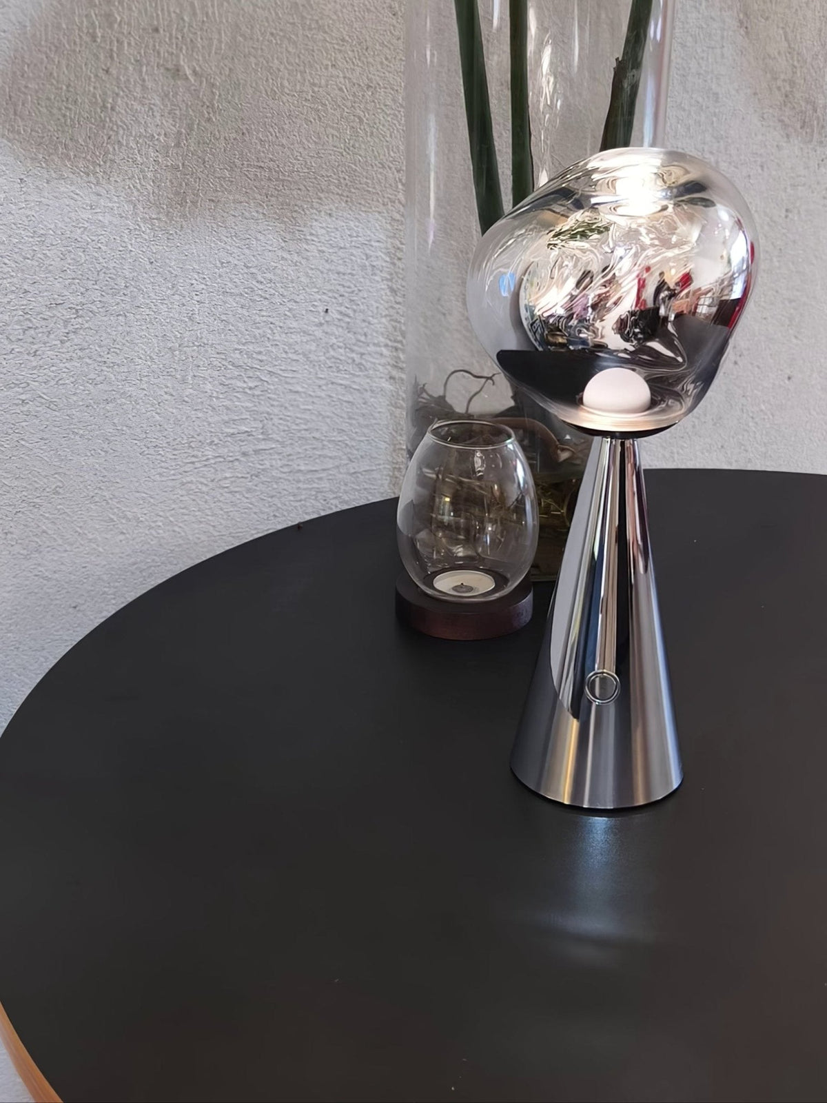 Dimza Tischlampe im modernen Stil
