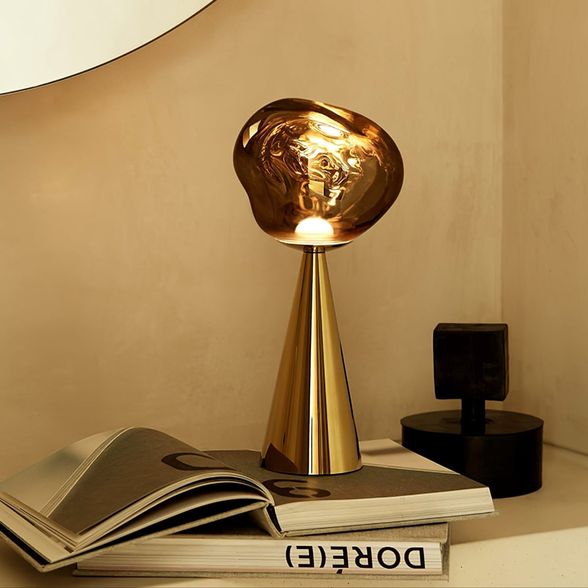 Dimza Tischlampe im modernen Stil