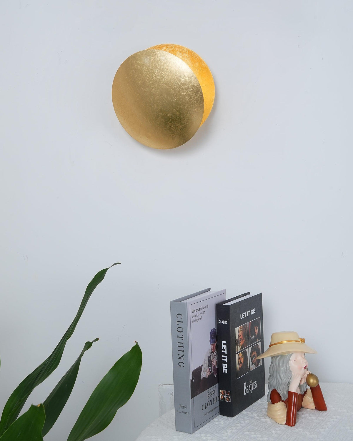 Fioris zeitgenössische minimalistische Kunst-Wandleuchte