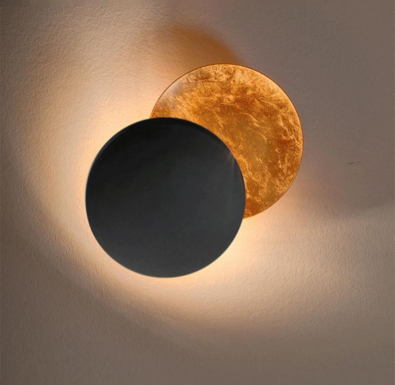 Fioris zeitgenössische minimalistische Kunst-Wandleuchte