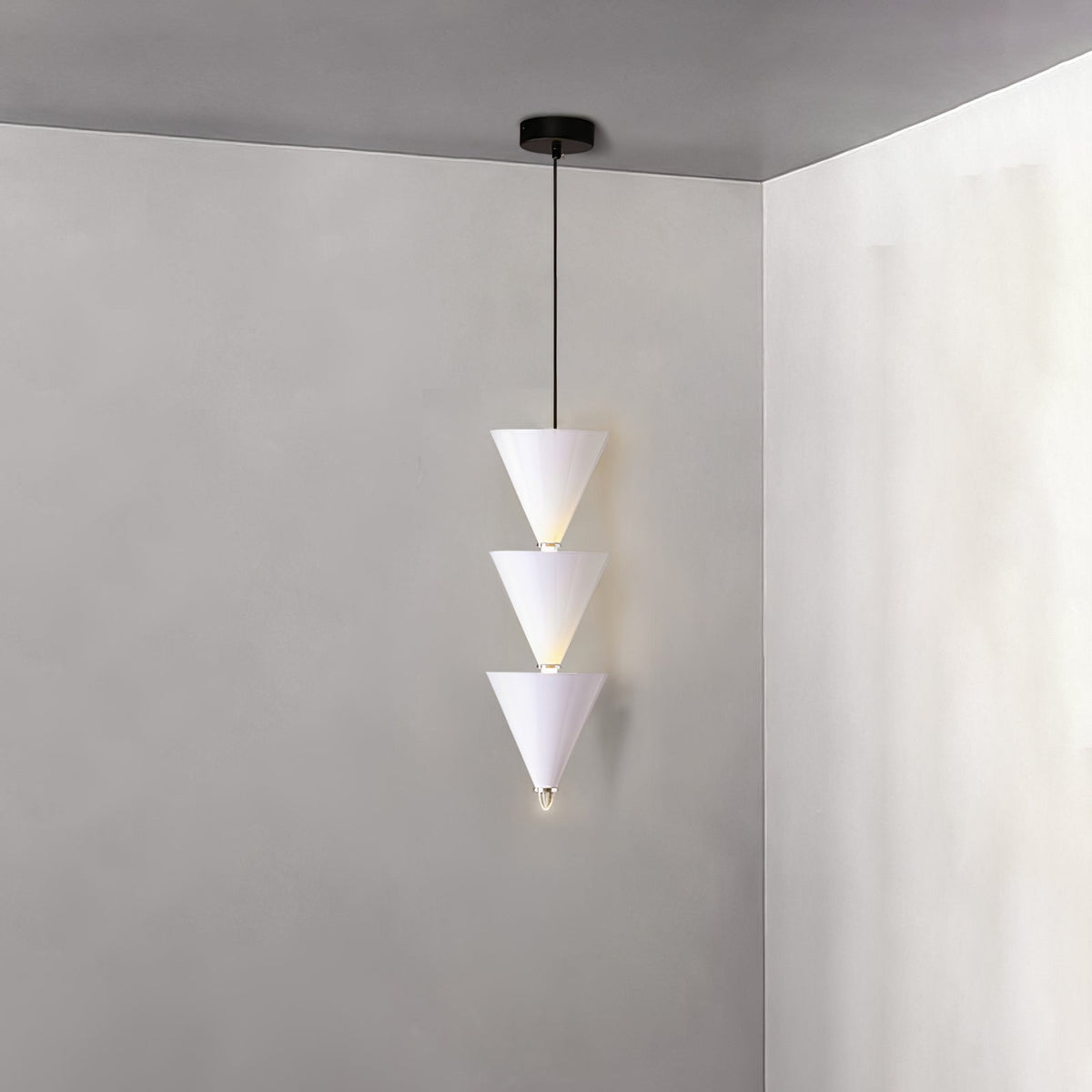 Yrathen zeitgenössische minimalistische Pendelleuchte