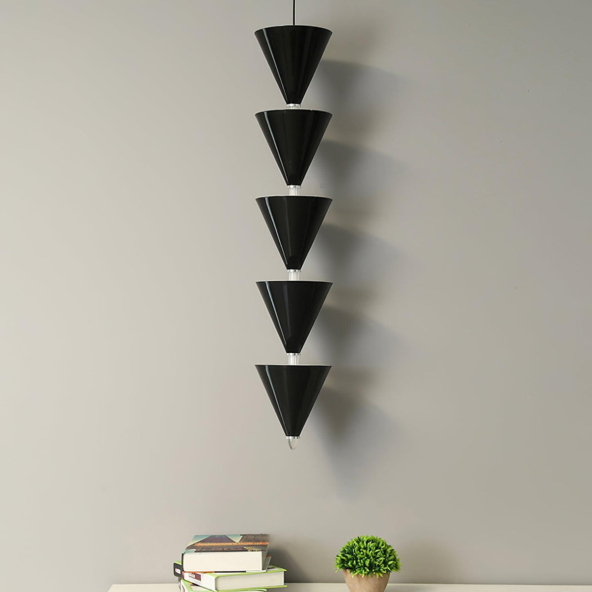 Yrathen zeitgenössische minimalistische Pendelleuchte