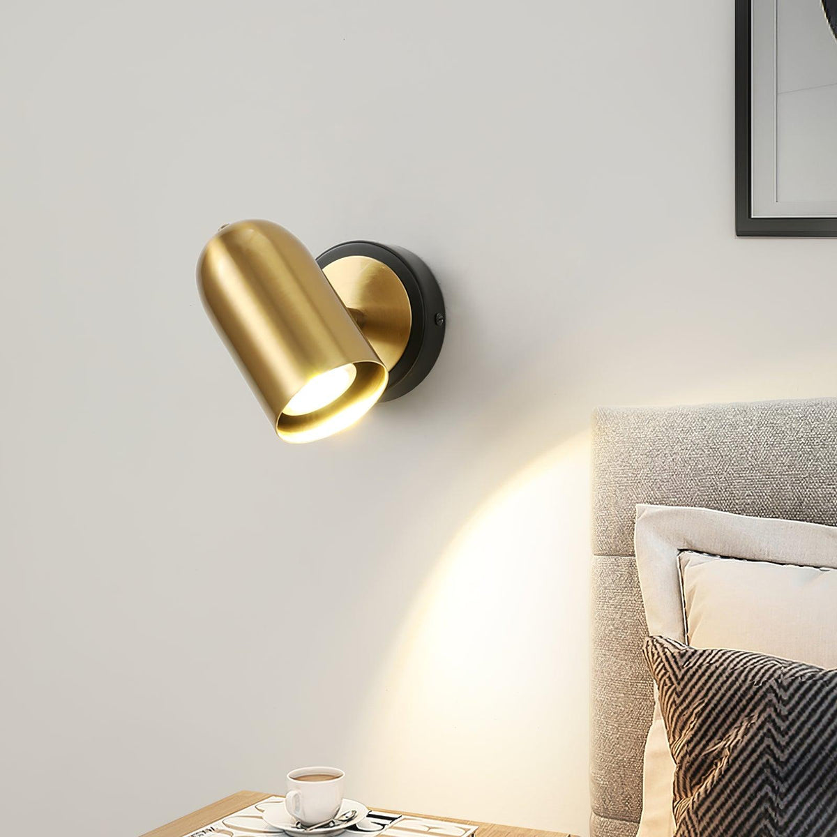Oriaira zeitgenössische minimalistische Gold-Wandleuchte