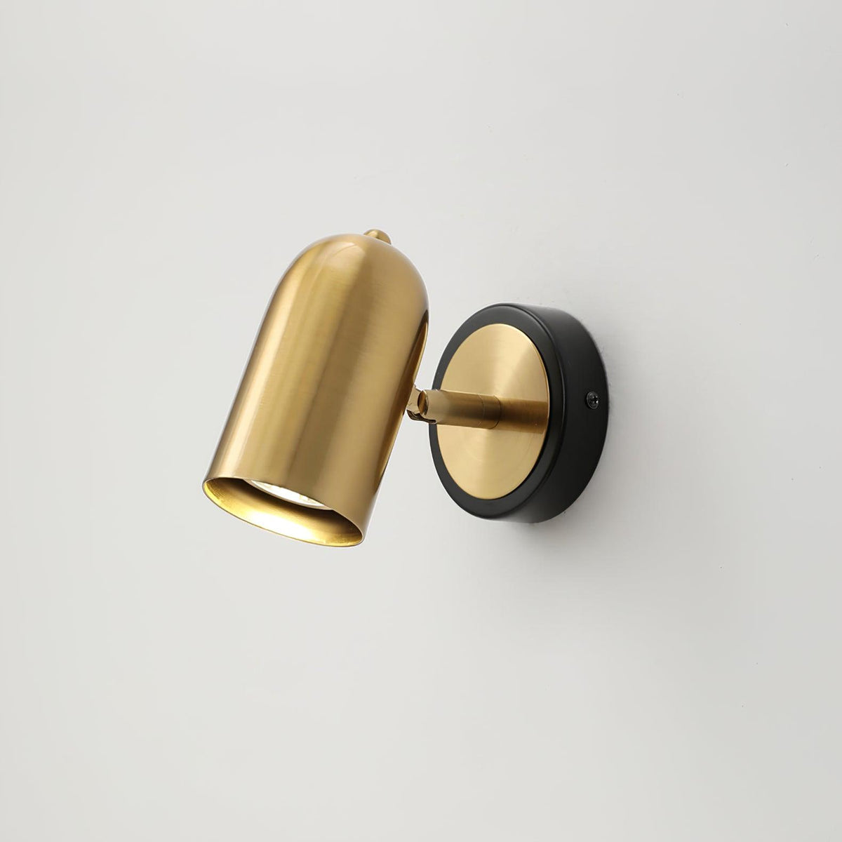 Oriaira zeitgenössische minimalistische Gold-Wandleuchte