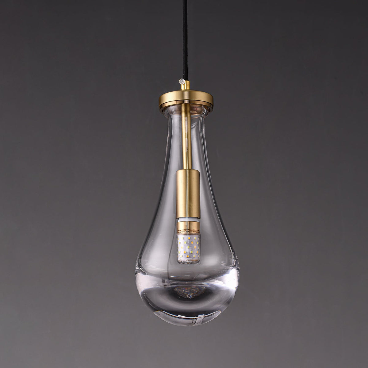 Votheor zeitgenössische minimalistische Messing-Glas-Pendelleuchte