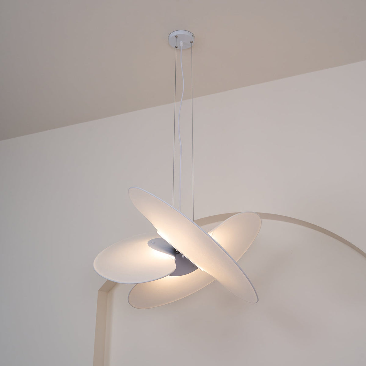 Whirl moderne Pendelleuchte aus Stoff