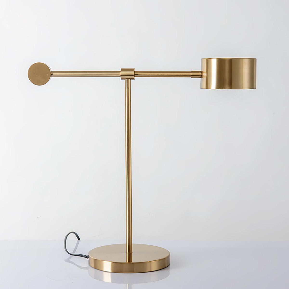 Aveneina Tischlampe für den Schreibtisch