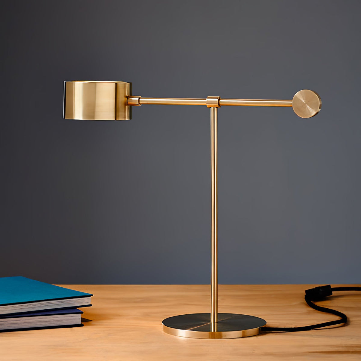 Aveneina Tischlampe für den Schreibtisch