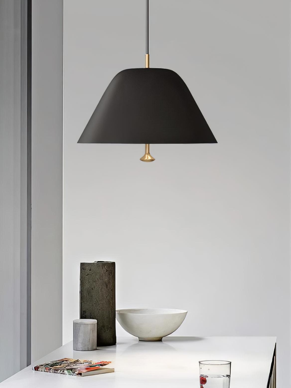 Evir Pendelleuchte Glockenform Glas Messing Minimalistisch