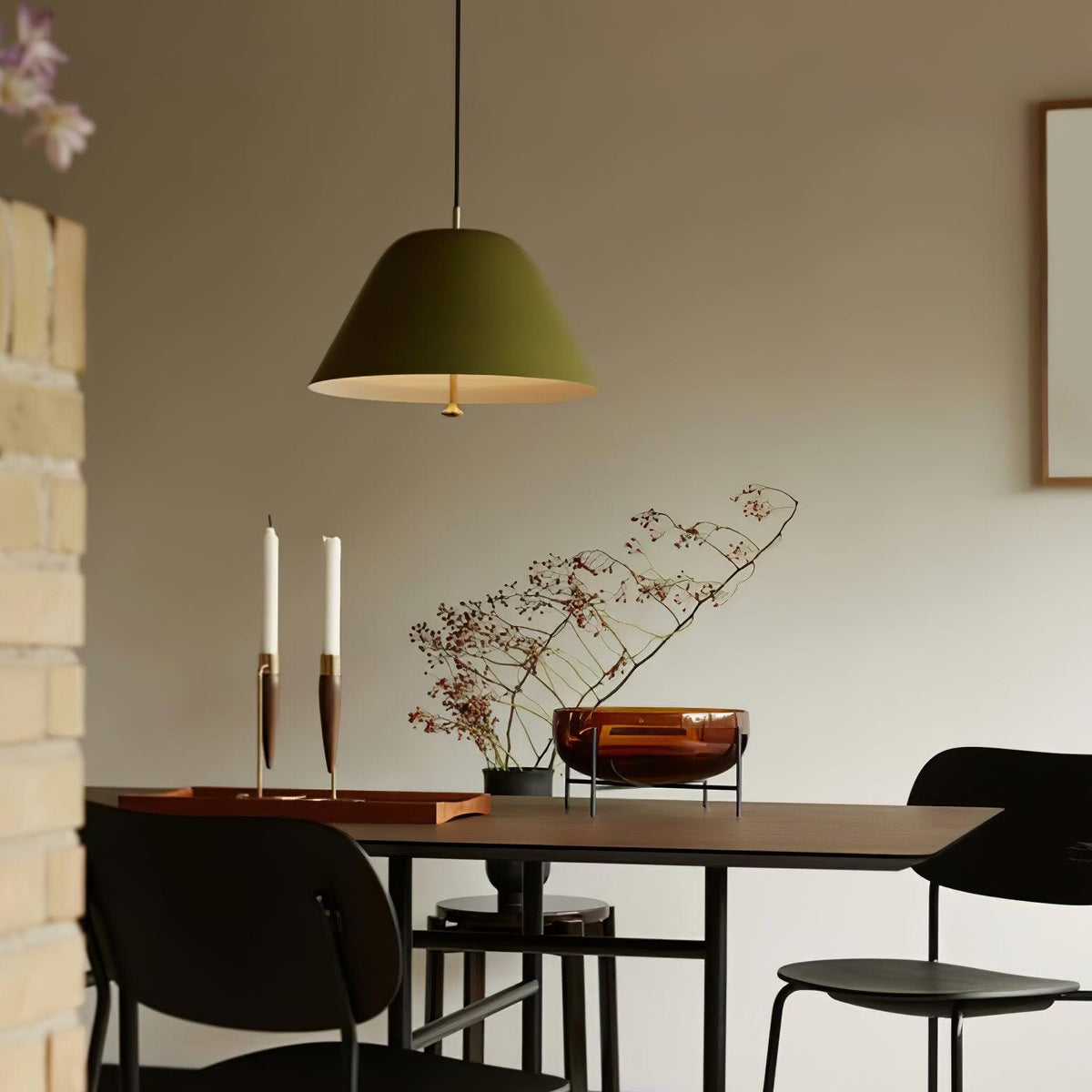 Evir Pendelleuchte Glockenform Glas Messing Minimalistisch