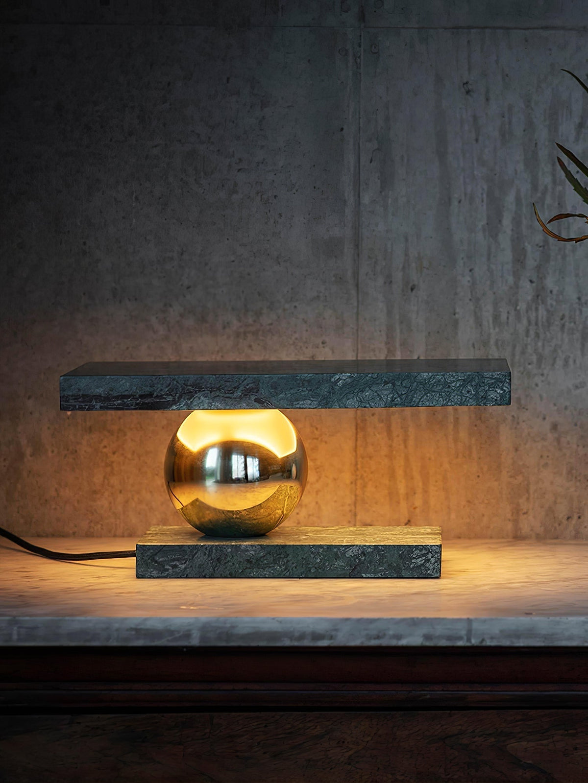 Andrew Tischlampe aus Marmor