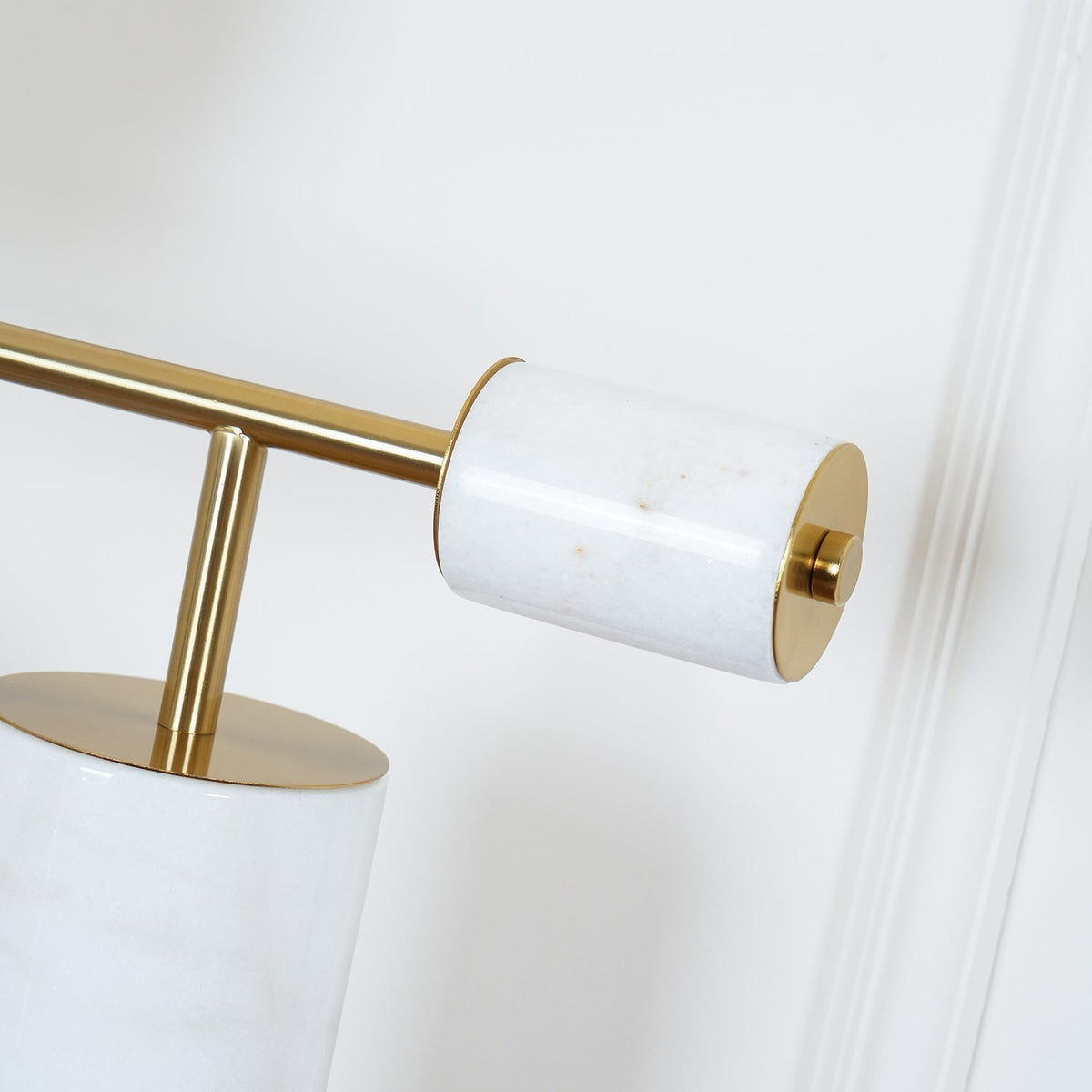 Vathayre Marmor Minimalismus Tischleuchte