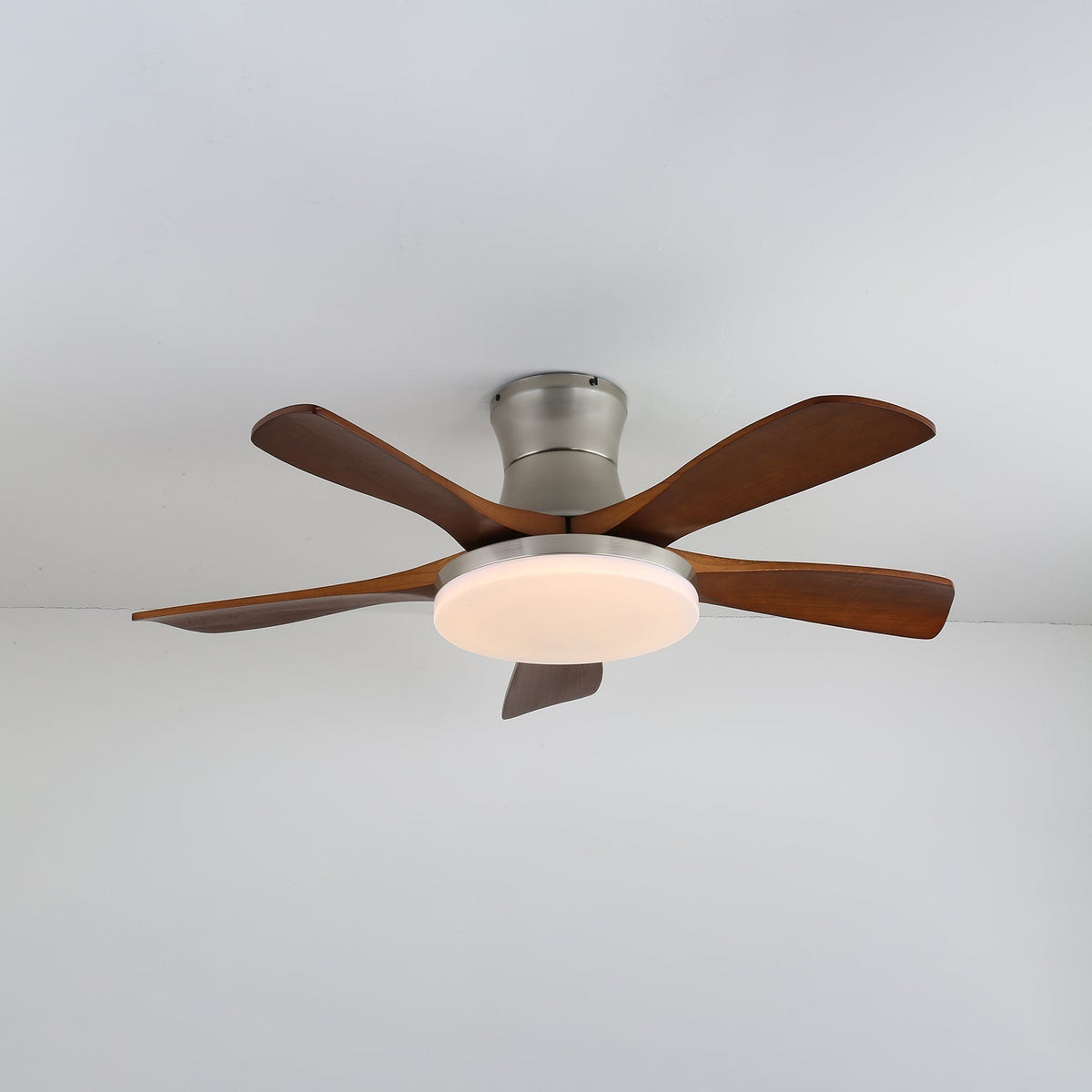 Brevo Deckenventilator mit Beleuchtung Holzblatt