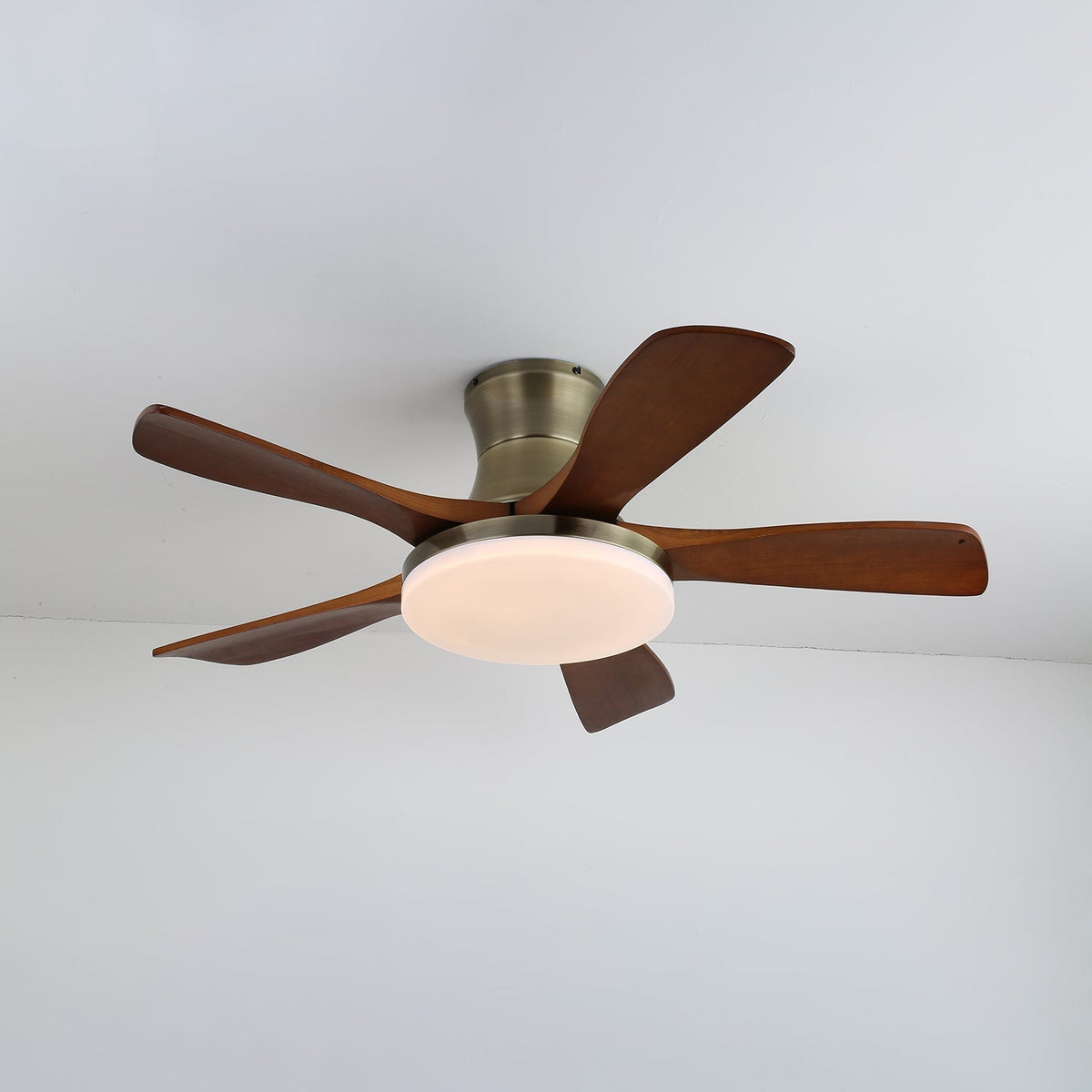 Brevo Deckenventilator mit Beleuchtung Holzblatt