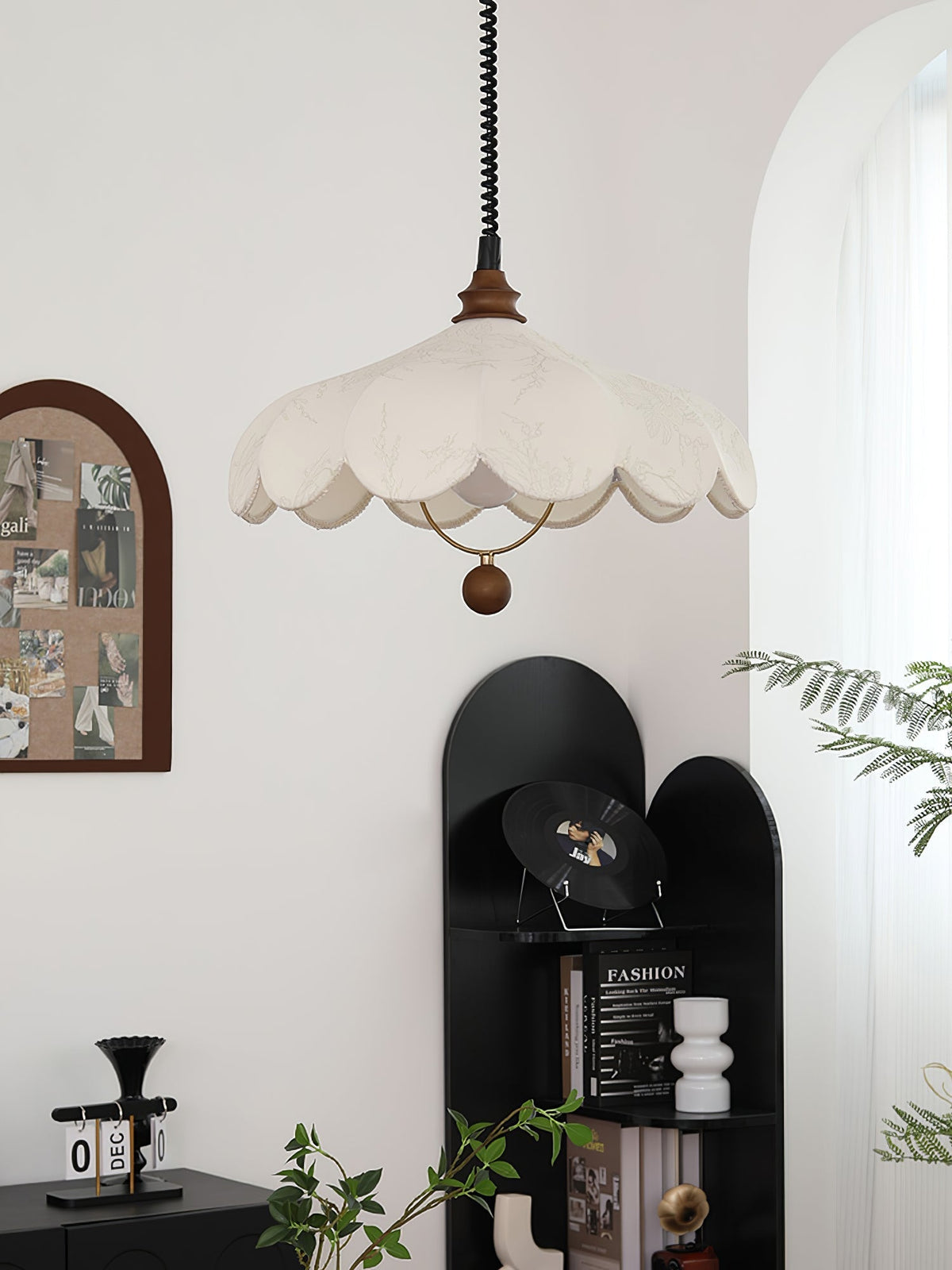 Solarn Pendelleuchte aus Stoff und Holz