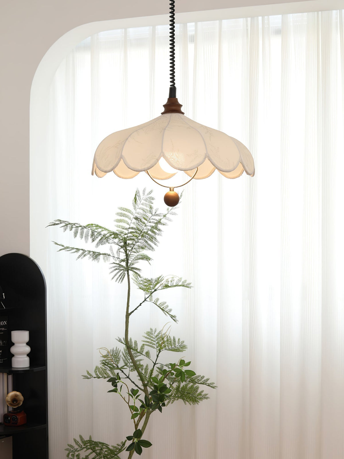Solarn Pendelleuchte aus Stoff und Holz
