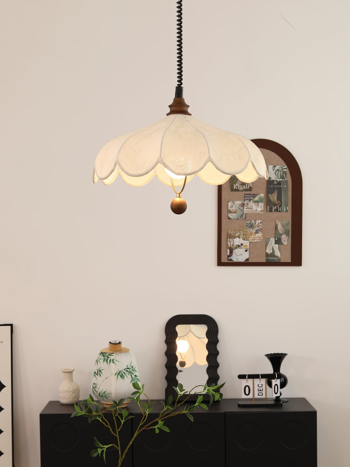 Solarn Pendelleuchte aus Stoff und Holz