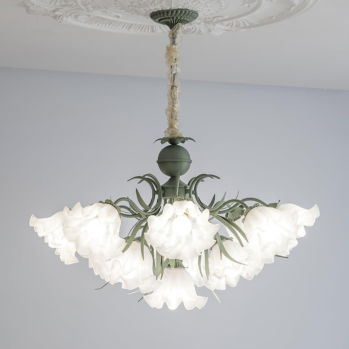 Evren Kronleuchter Blume mit Blütenblättern und Blättern