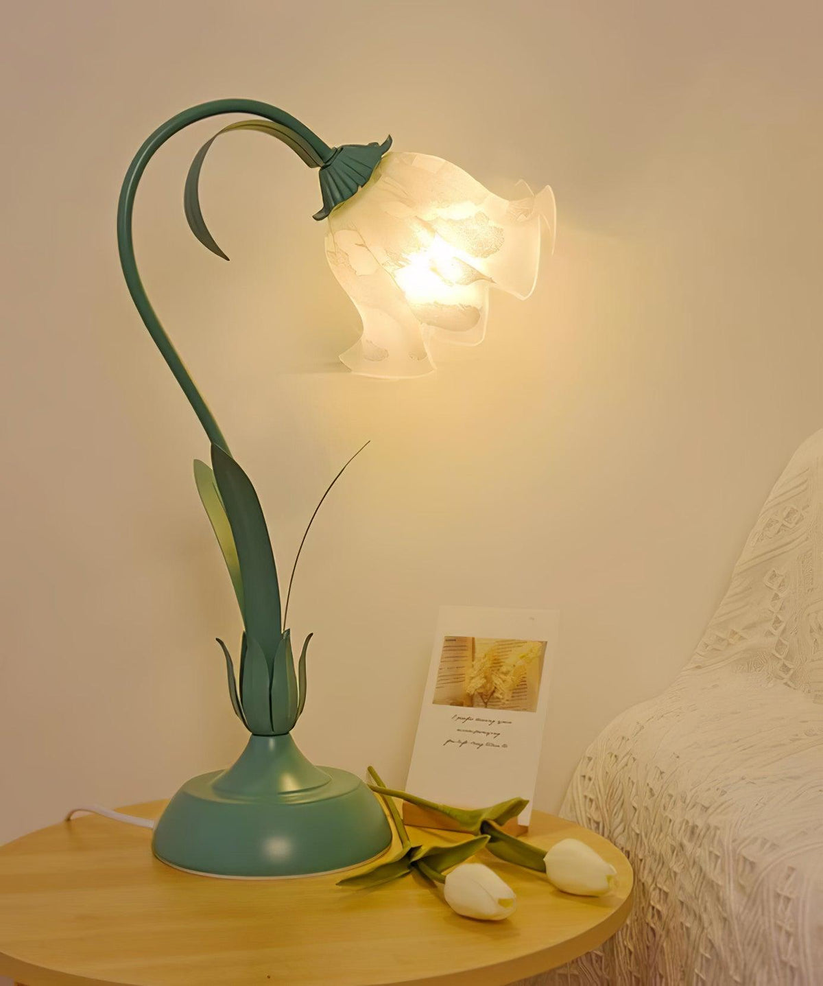 Zorien Acryl-Blumen-Tischlampe