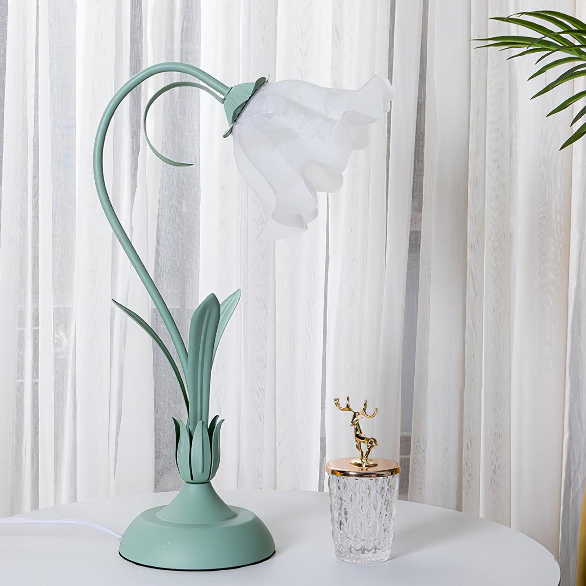 Zorien Acryl-Blumen-Tischlampe
