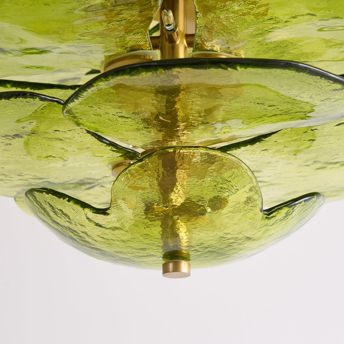Lotus Moderner Kronleuchter aus Glas mit blättriger Schichtung