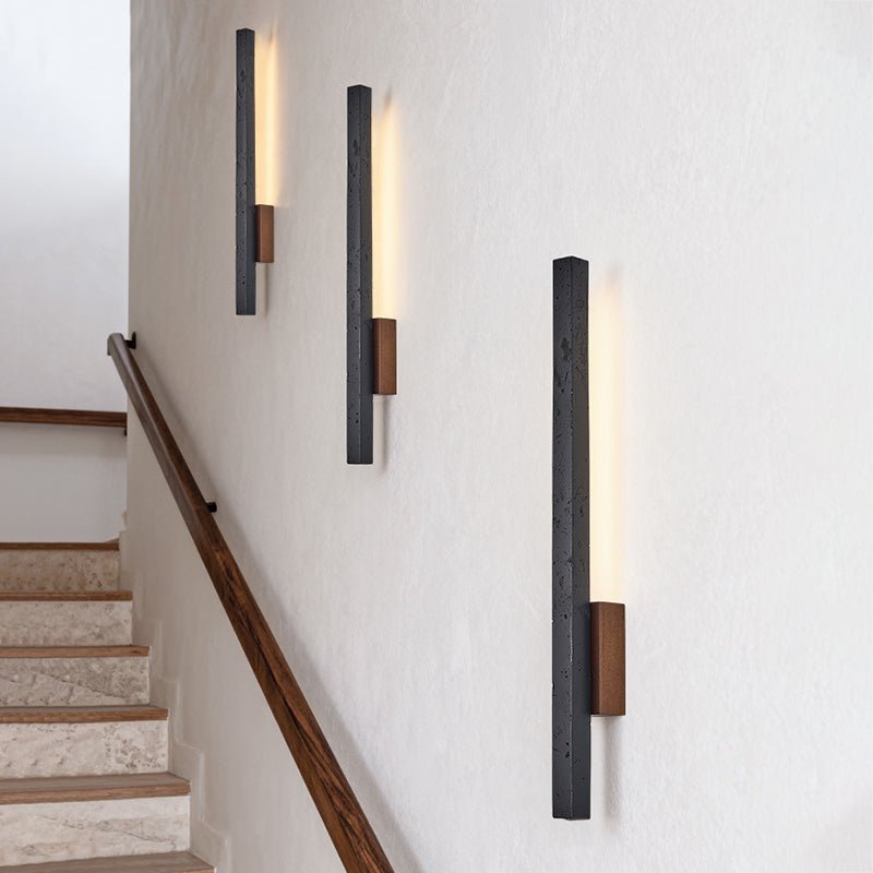 Juna Slim Schwarzer Travertin Linear Wandleuchte