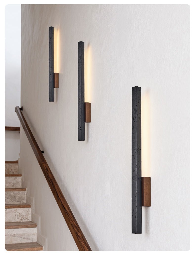 Juna Slim Schwarzer Travertin Linear Wandleuchte